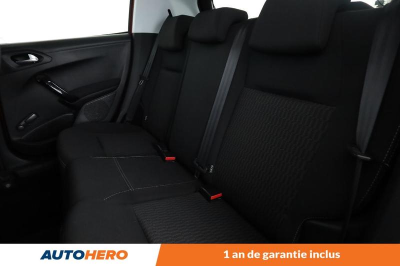 Peugeot 208 1.6 Blue-HDi Style 5p 100 ch