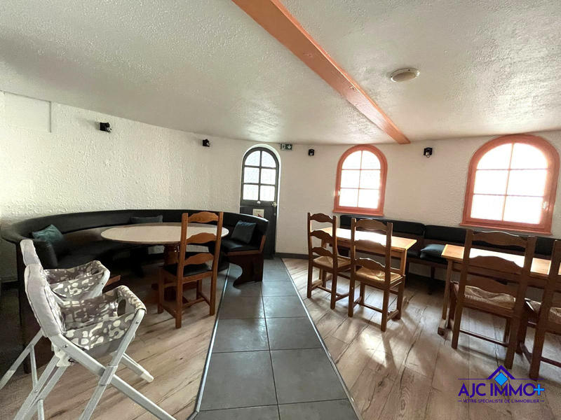 Fonds de commerce - Hôtellerie / Restauration - 186 m²