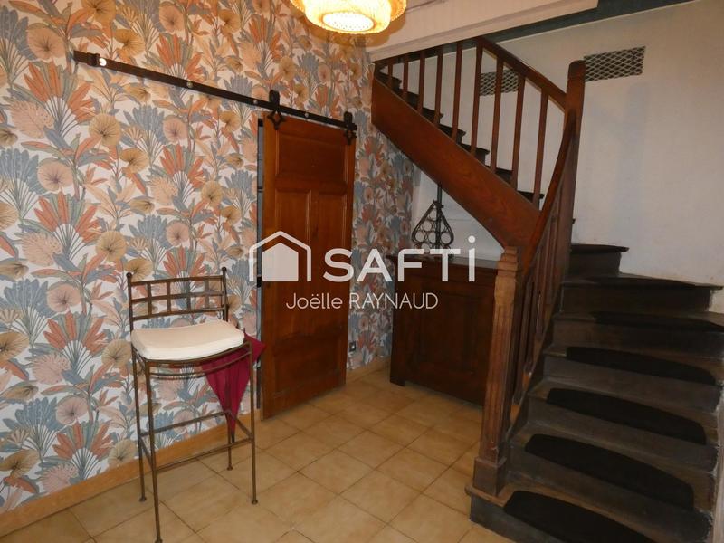 Maison - 200 m² - 7 pièces