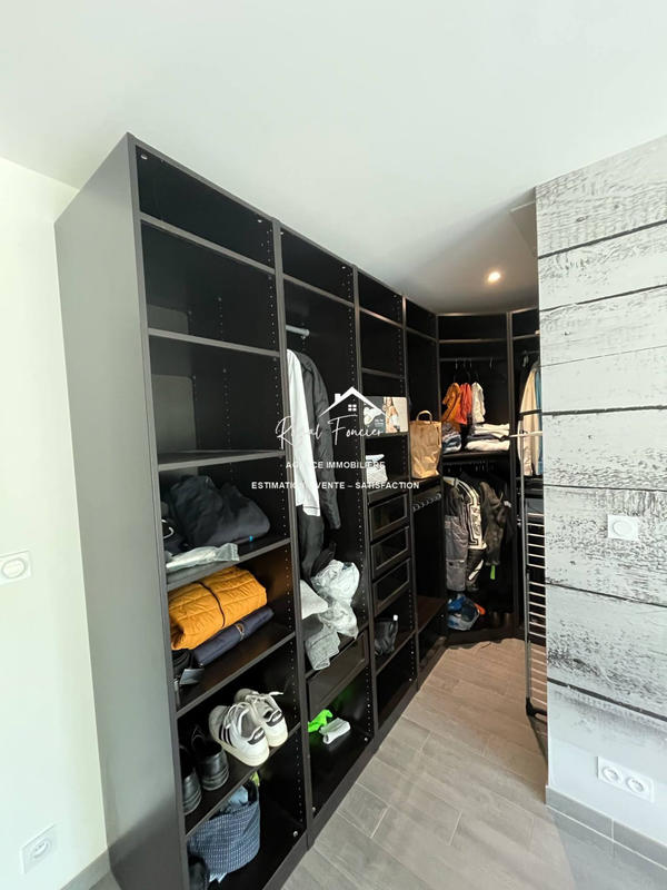 Maison contemporaine - 152 m² - 5 pièces