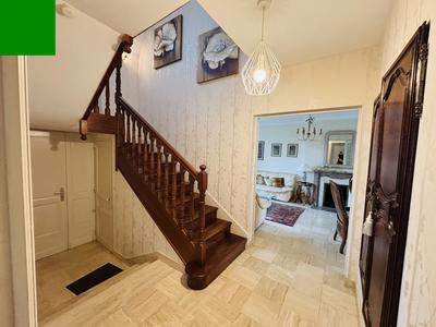 Maison - 151 m² - 7 pièces