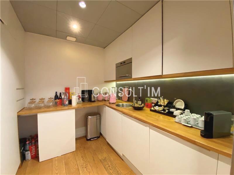 Bureau - 165 m² - 7 pièces