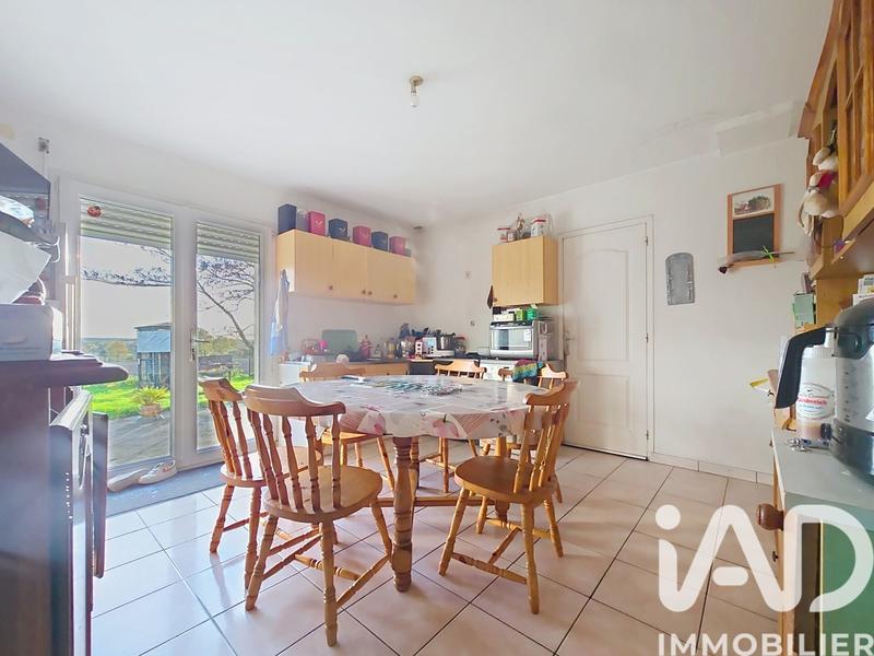 Maison - 180 m² - 7 pièces