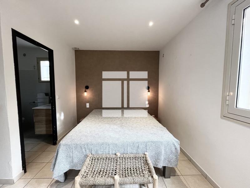 Propriété - 304 m² - 12 pièces