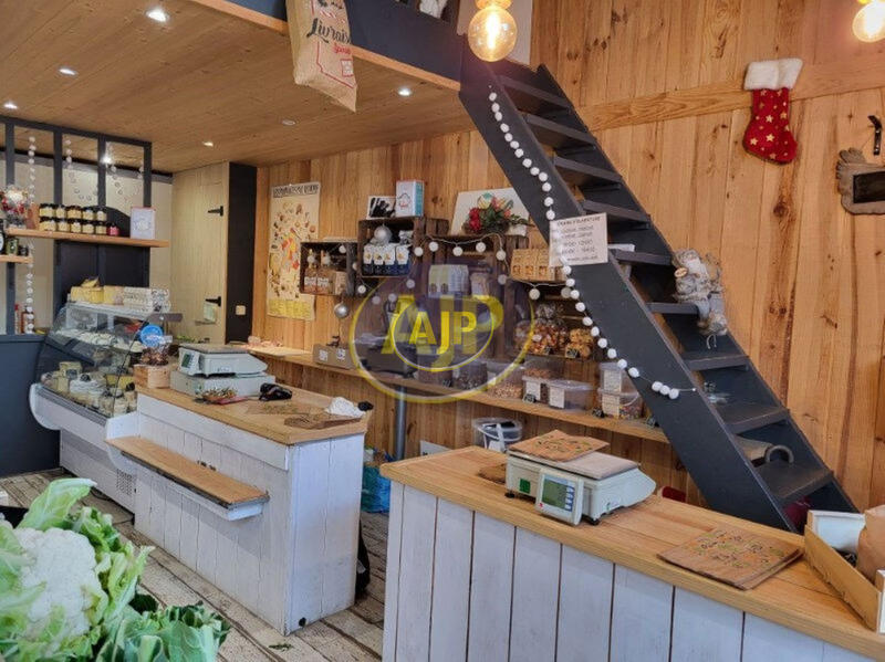 Local commercial - 61 m²