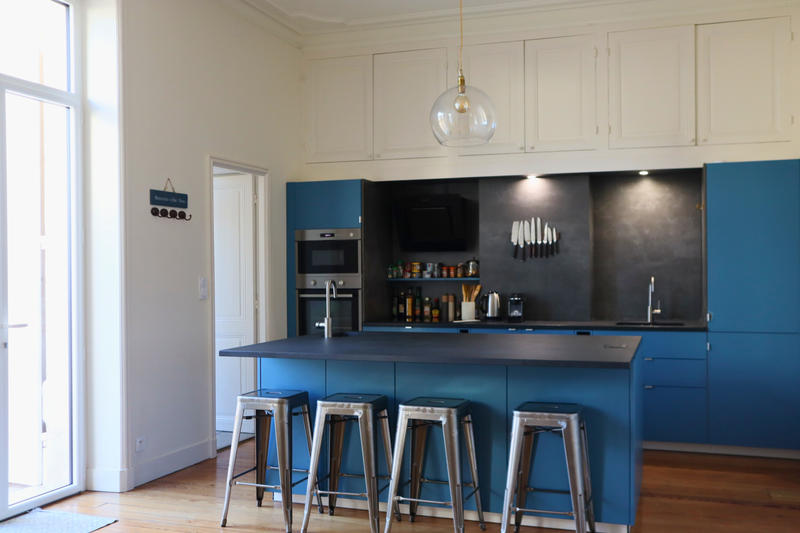 Maison - 256 m² - 9 pièces