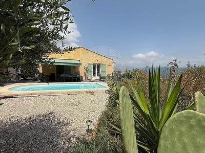 Maison - 87 m² - 4 pièces