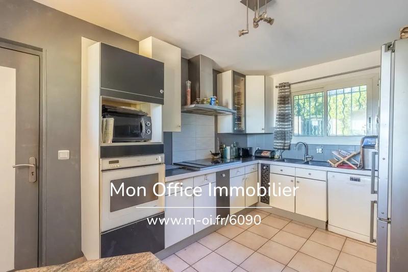 Maison - 165 m² - 6 pièces