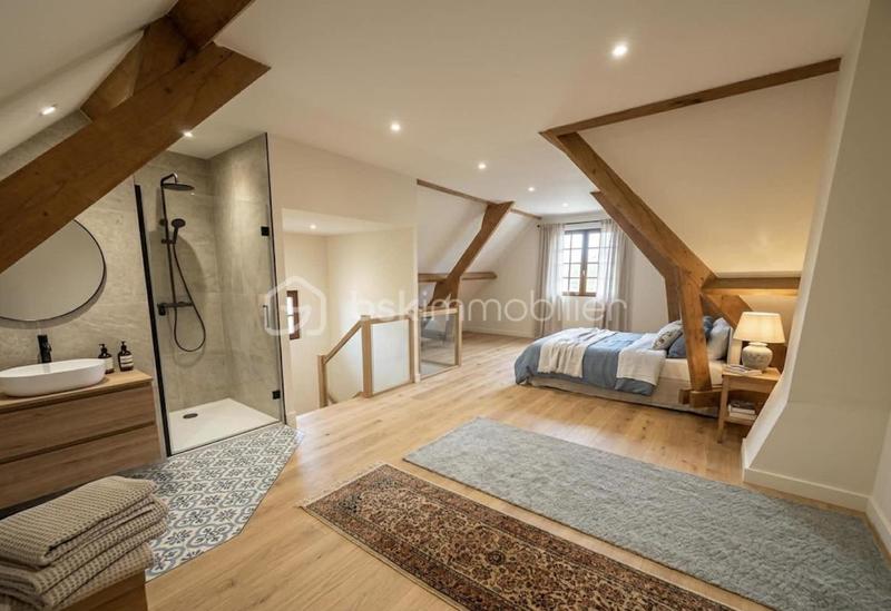 Maison traditionnelle - 117 m² - 6 pièces