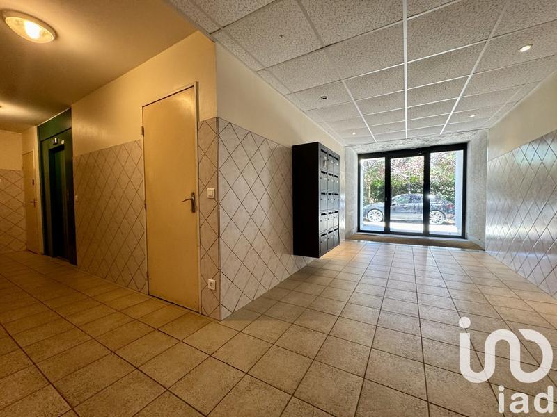 Appartement - 93 m² - 5 pièces