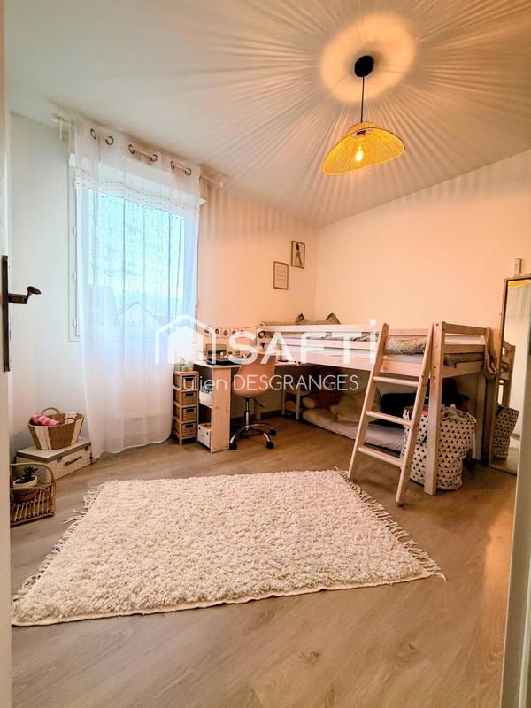 Maison - 100 m² - 5 pièces