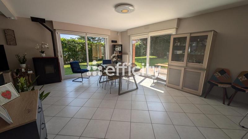 Maison - 140 m² - 8 pièces