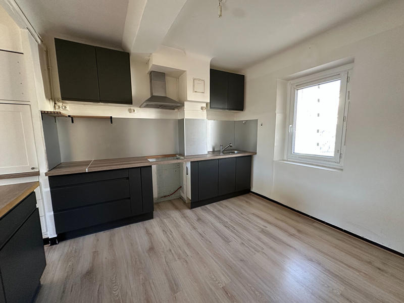 Appartement - 111 m² - 4 pièces