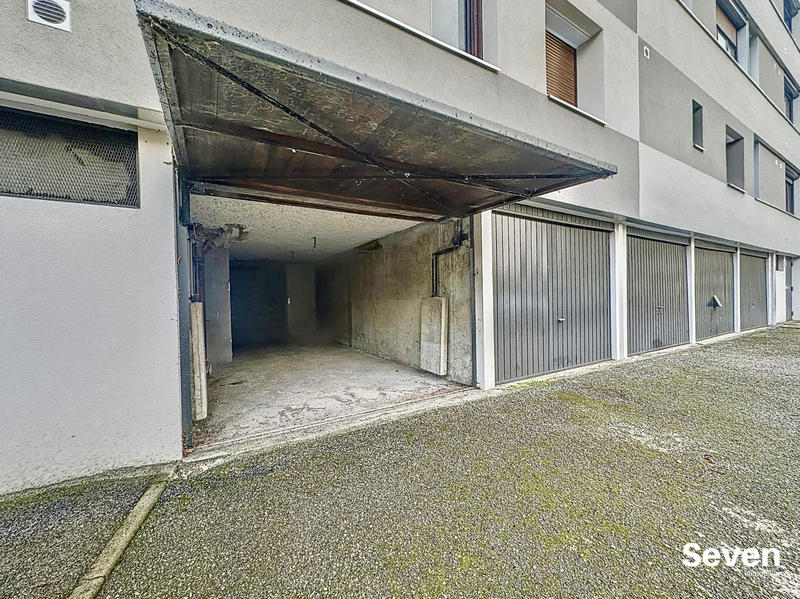Parking / Garage - 16 m²
