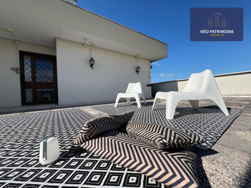 Appartement - 140 m² - 6 pièces