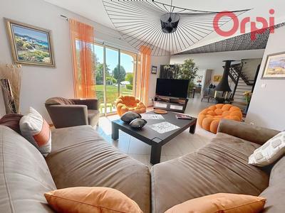 Villa - 181 m² - 5 pièces