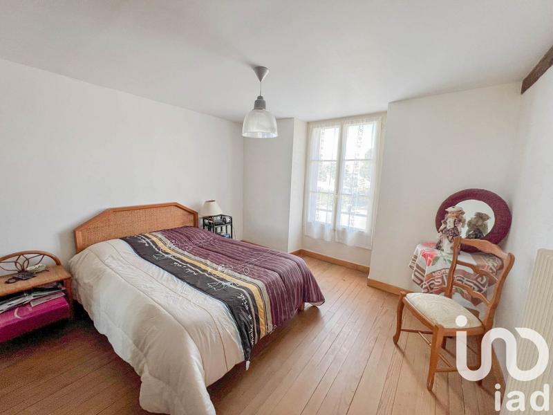 Maison - 258 m² - 9 pièces