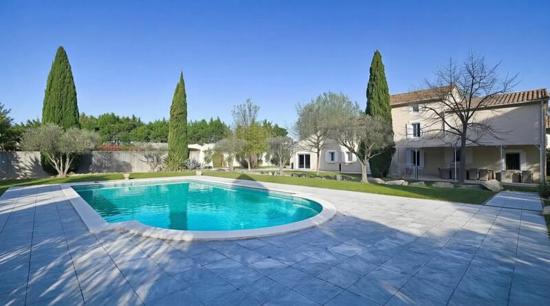 Mas - 312 m² - 11 pièces