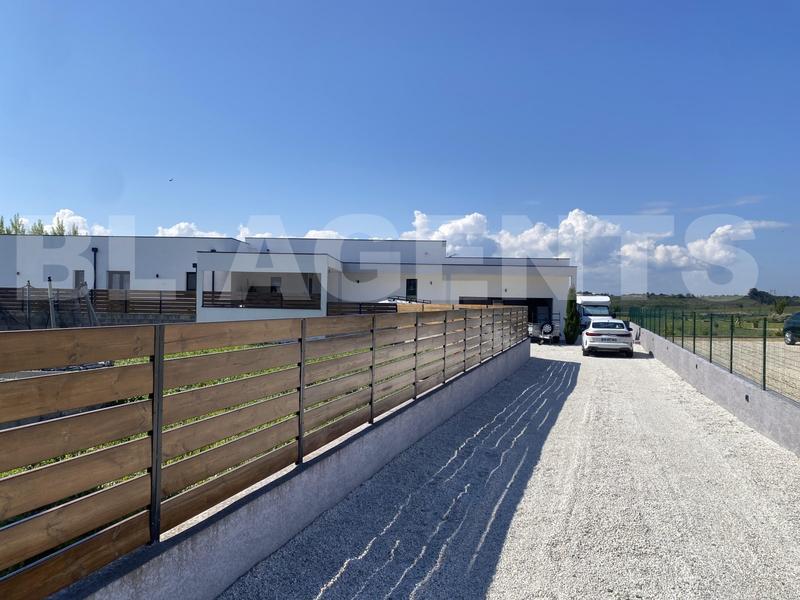 Villa - 182 m² - 5 pièces