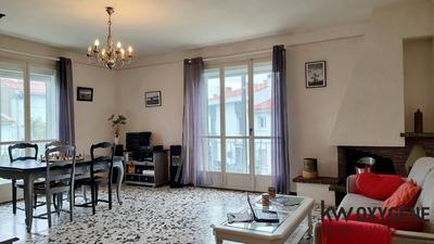 Maison - 158 m² - 6 pièces