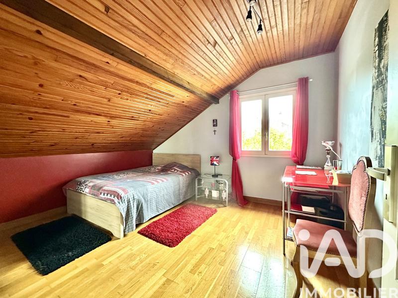 Maison - 110 m² - 7 pièces
