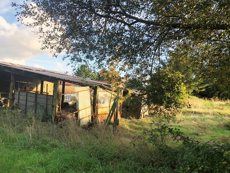 Grange - 200 m² - 2 pièces