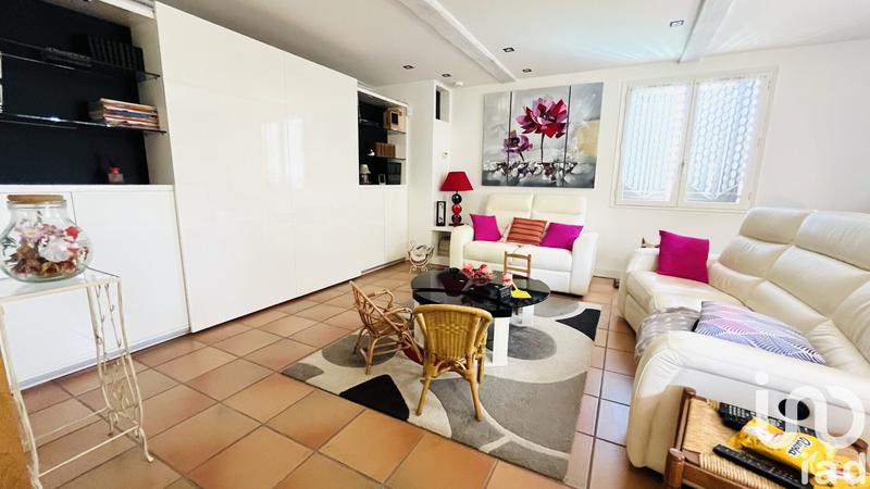 Maison - 275 m² - 8 pièces