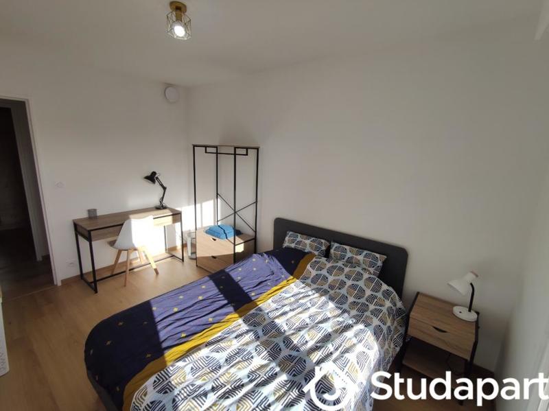 Chambre - 10 m² - 1 pièce