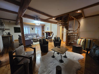 Maison ancienne - 280 m² - 10 pièces