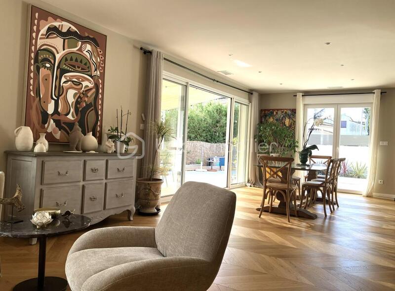 Maison d'architecte - 210 m² - 7 pièces