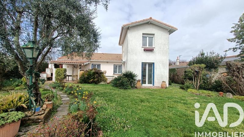 Maison - 122 m² - 4 pièces