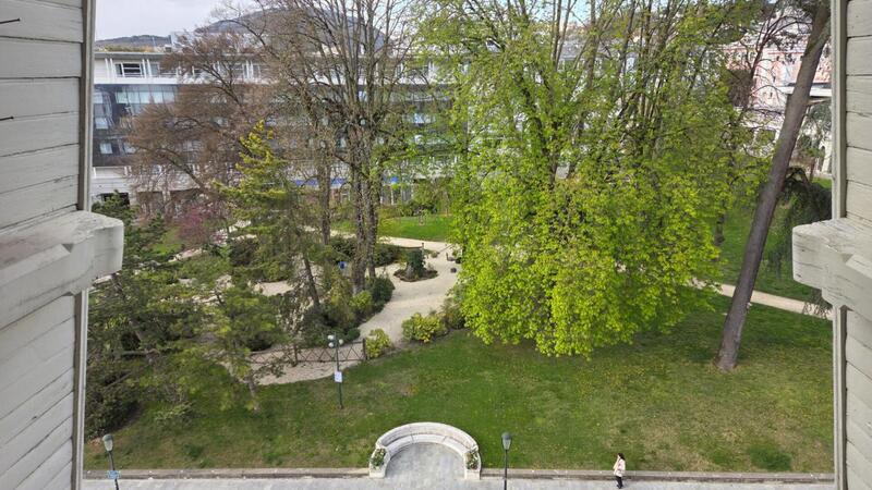 Appartement - 145 m² - 5 pièces