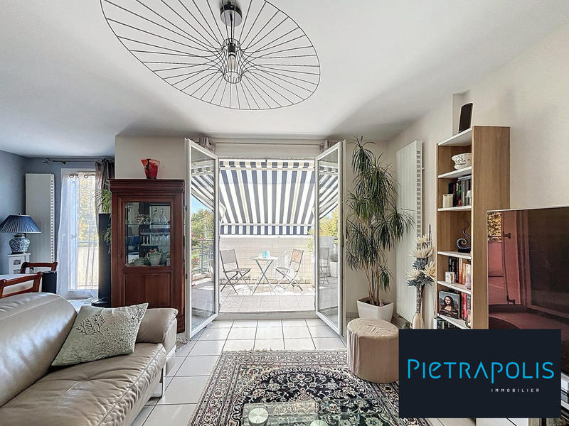 Appartement - 102 m² - 4 pièces