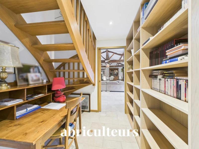 Maison ancienne - 217 m² - 8 pièces