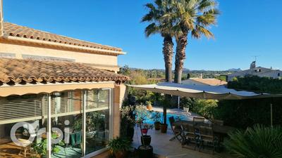 Villa - 133 m² - 5 pièces