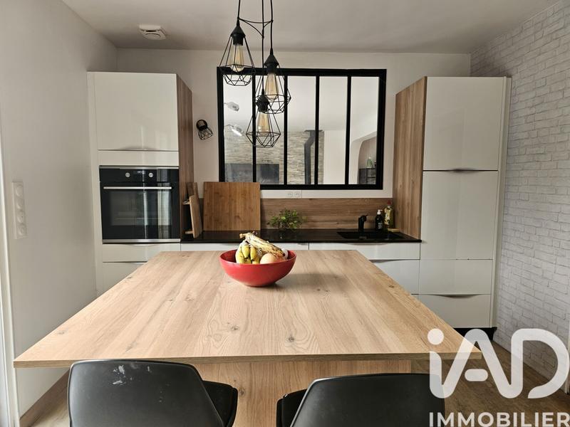 Maison - 152 m² - 7 pièces