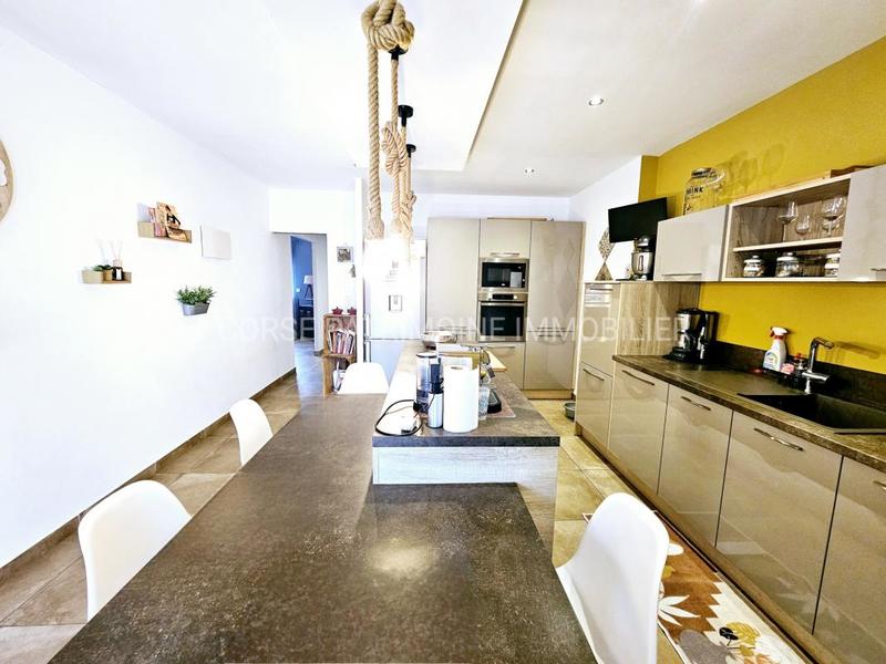 Villa - 152 m² - 4 pièces