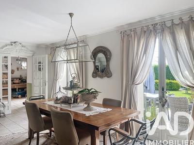 Maison - 152 m² - 6 pièces