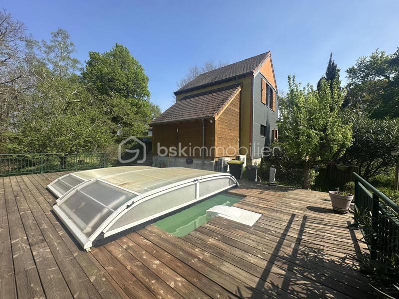 Maison - 135 m² - 5 pièces