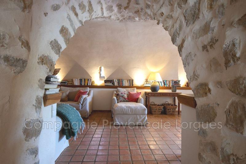 Propriété - 250 m² - 10 pièces