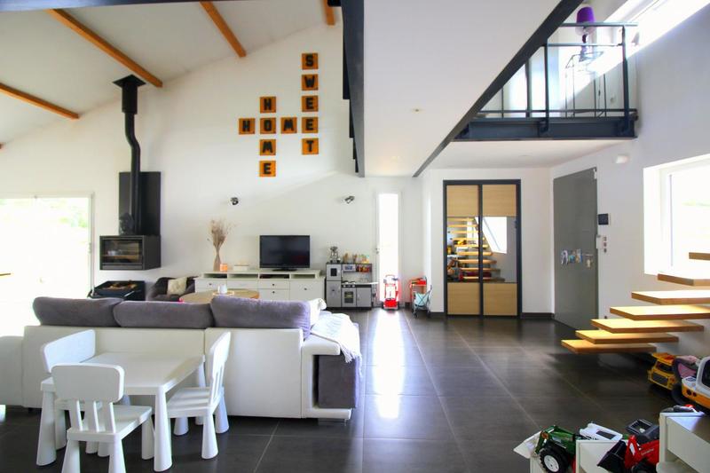 Maison - 192 m² - 5 pièces