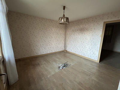 Maison - 86 m² - 6 pièces