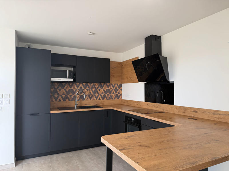 Appartement - 65 m² - 3 pièces