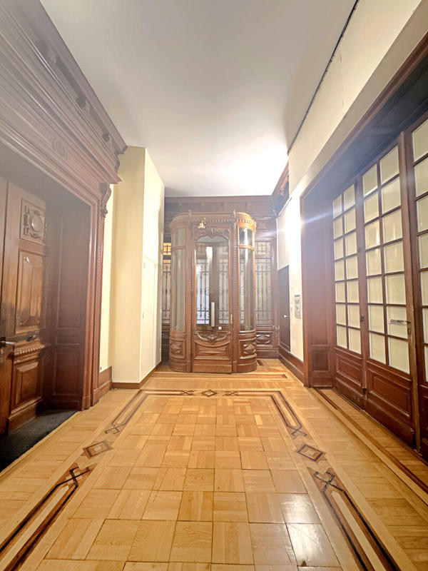 Bureau - 100 m² - 4 pièces