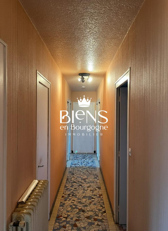 Maison - 85 m² - 5 pièces