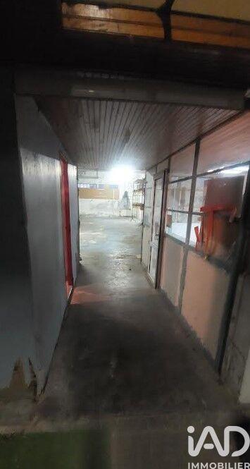 Ferme - 300 m² - 1 pièce