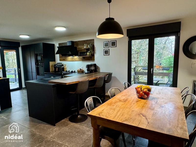 Maison - 125 m² - 6 pièces