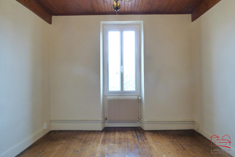 Maison - 239 m² - 5 pièces