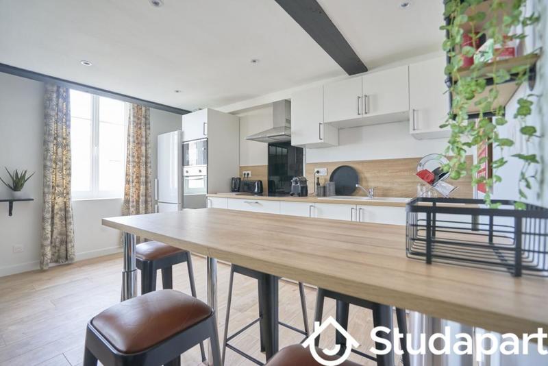 Chambre - 13 m² - 1 pièce