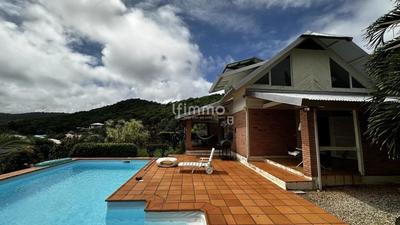 Villa - 160 m² - 5 pièces